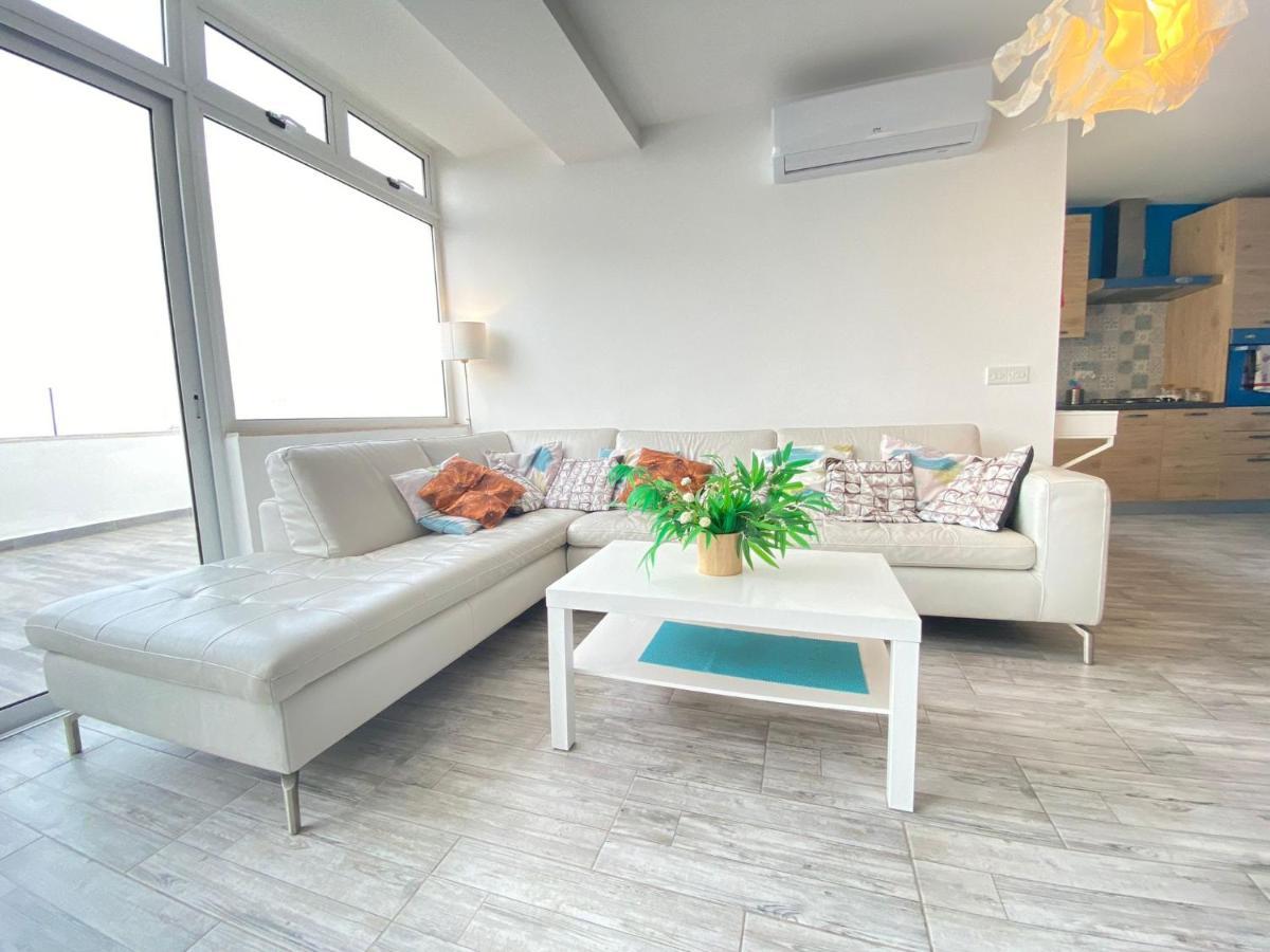 Penthouse Maltese scent Apartment Mellieħa Exterior foto