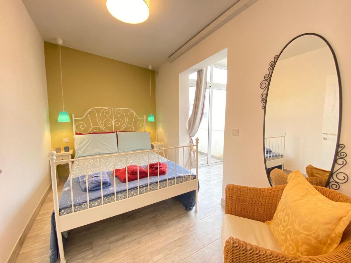 Penthouse Maltese scent Apartment Mellieħa Exterior foto